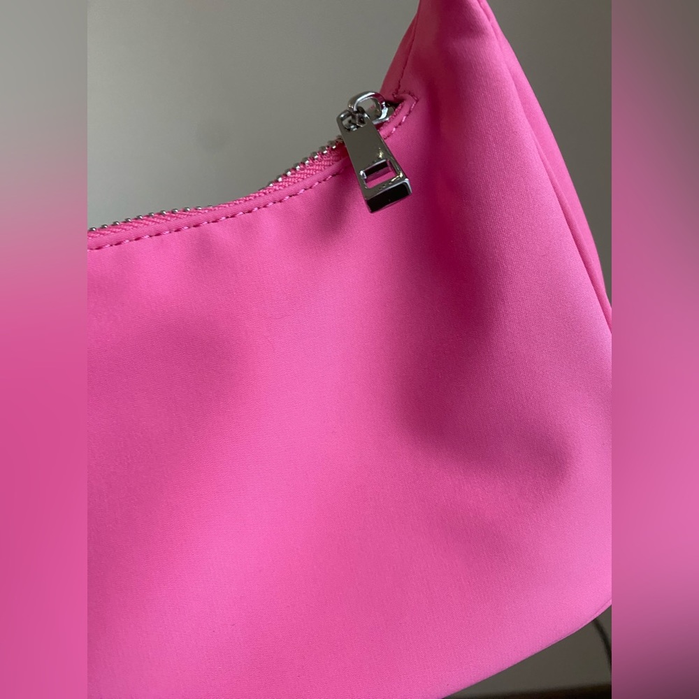 Nylon Curved 90s Shoulder Bag Purse Handbag with Silver Chain Strap Pink - Picture 3 of 12